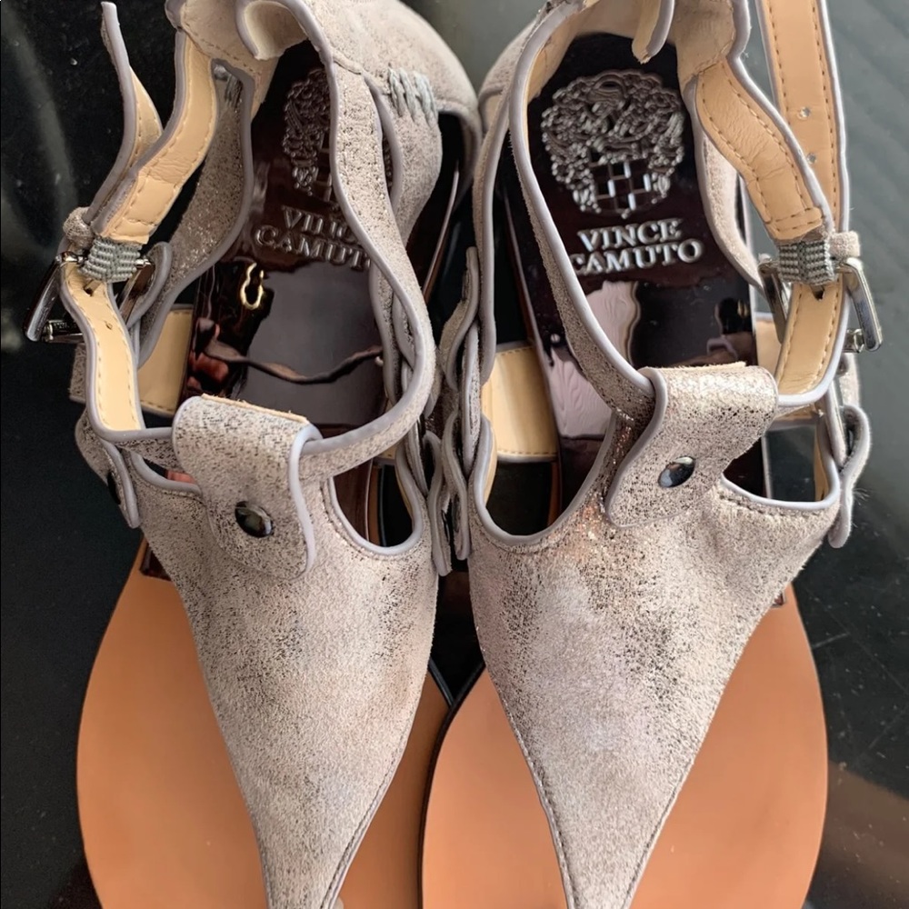 Vince camuto flat sandals